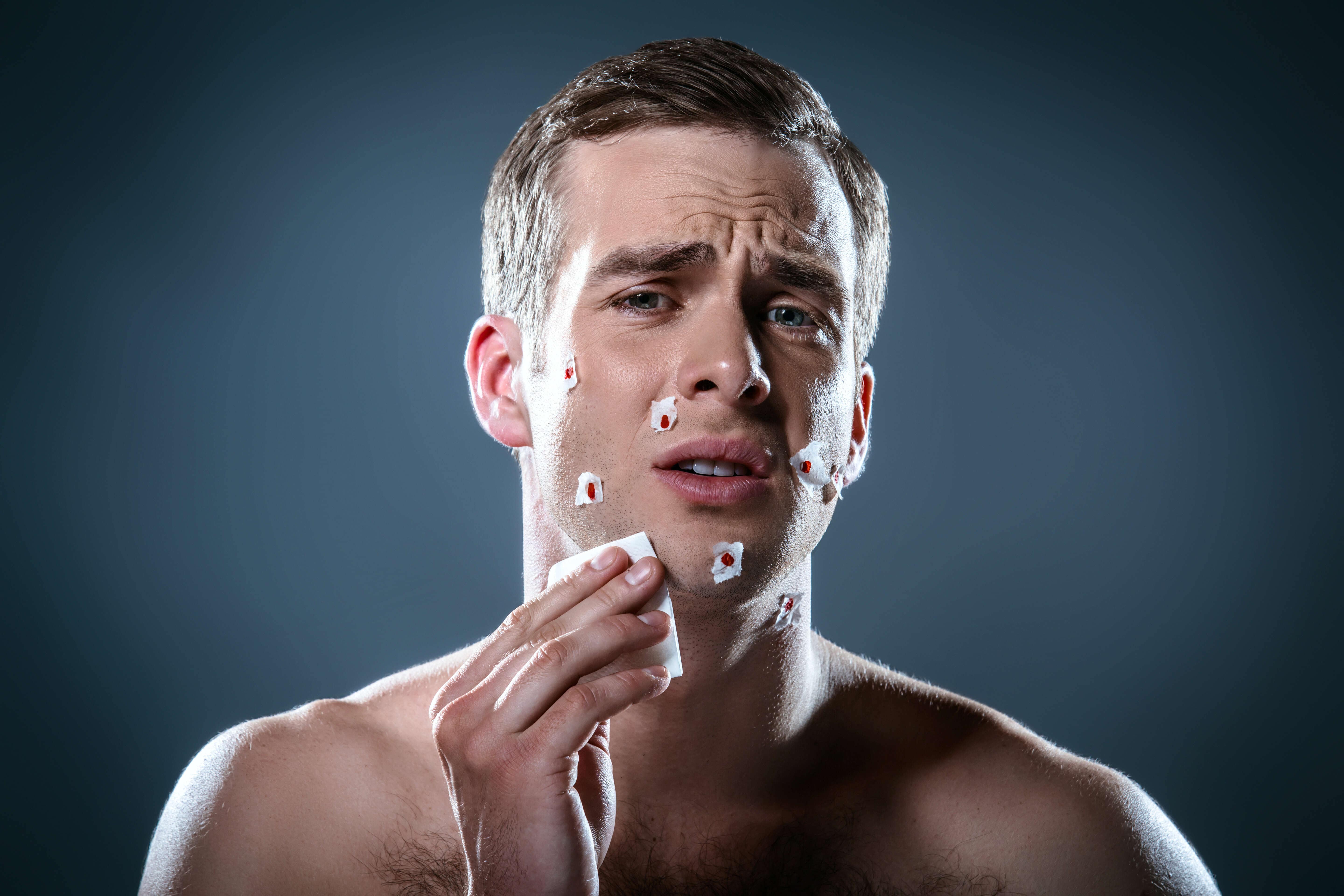 replacing-razor-blades-to-prevent-razor-burn-bald-guy-beard